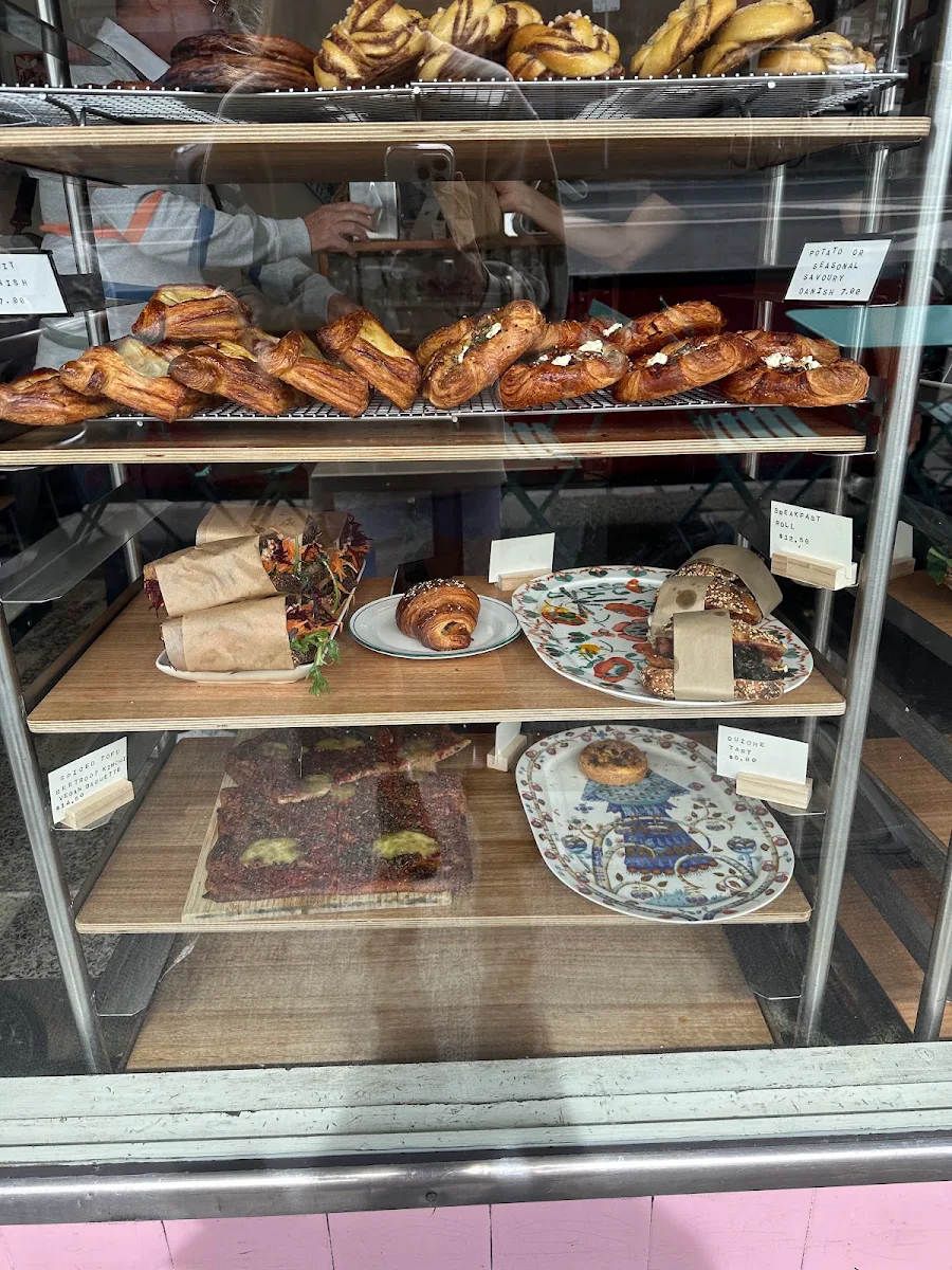 Vibe, Loafer Bread
