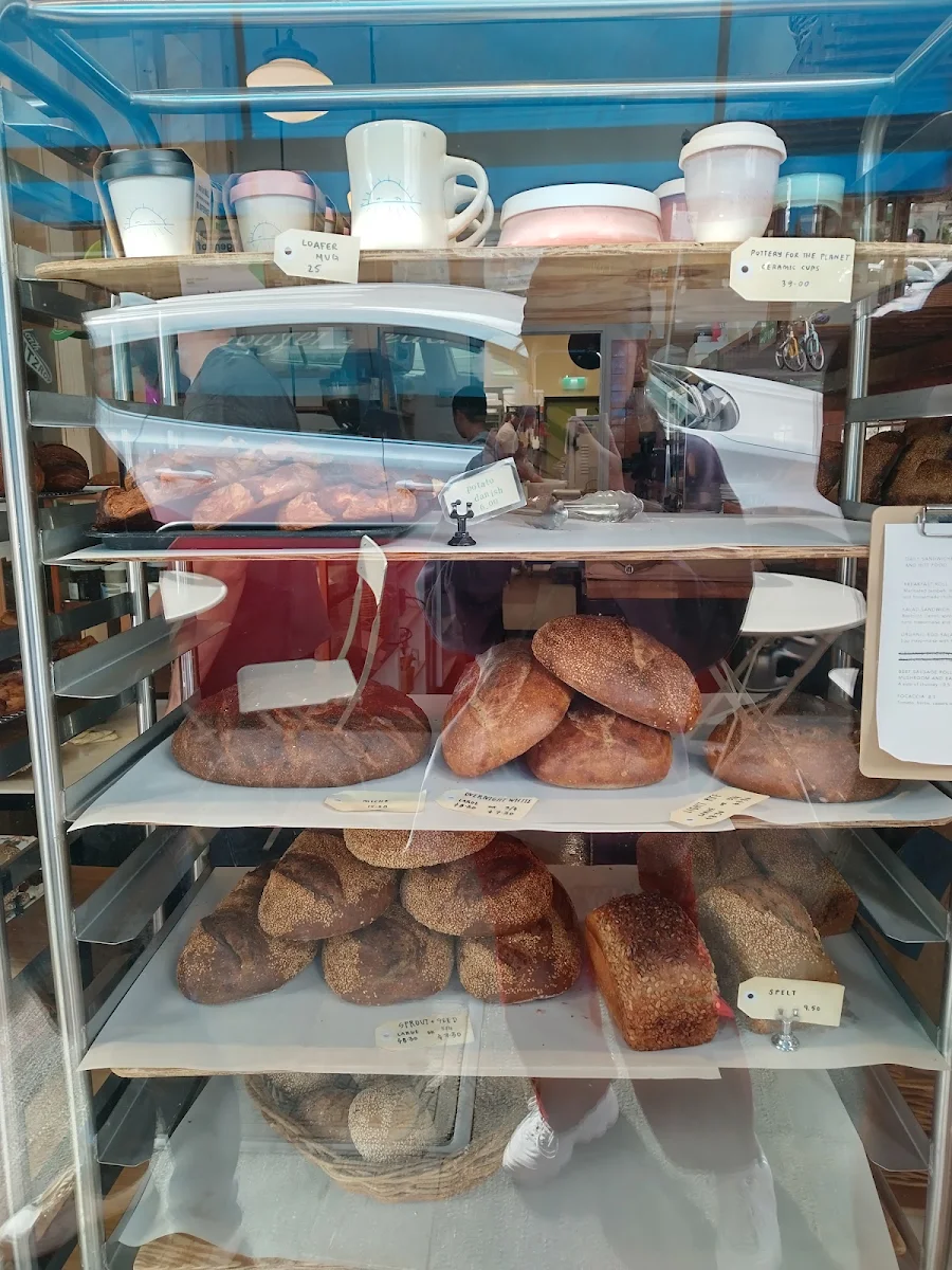 Vibe, Loafer Bread