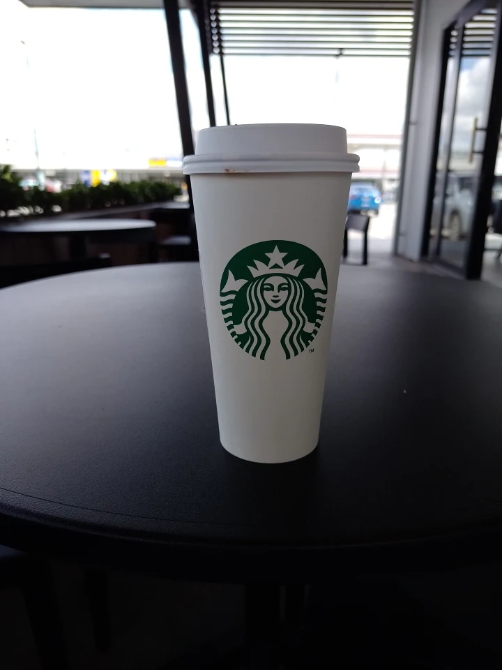 Food & drink, Starbucks Ripley