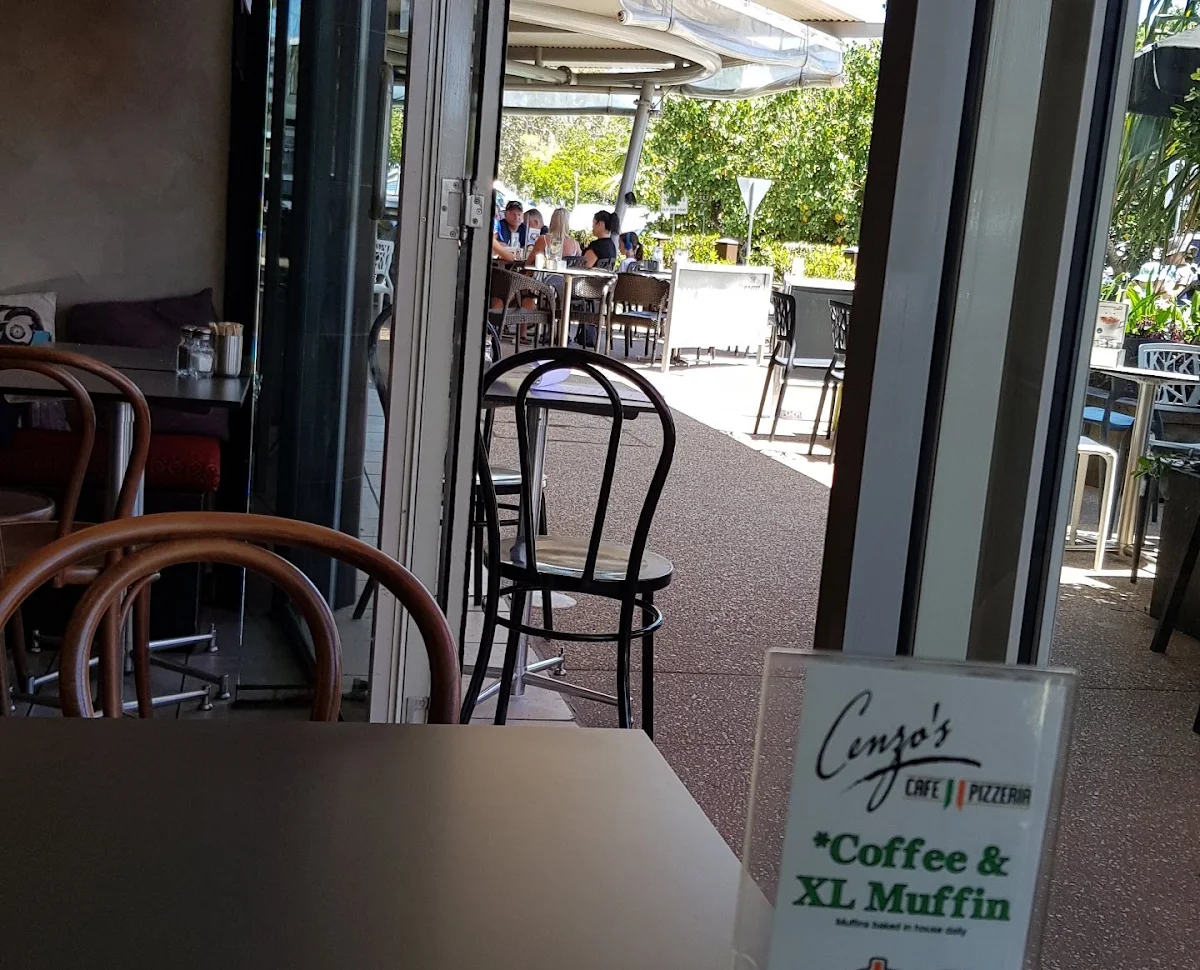 Vibe, Cenzo's Cafe And Pizzeria.