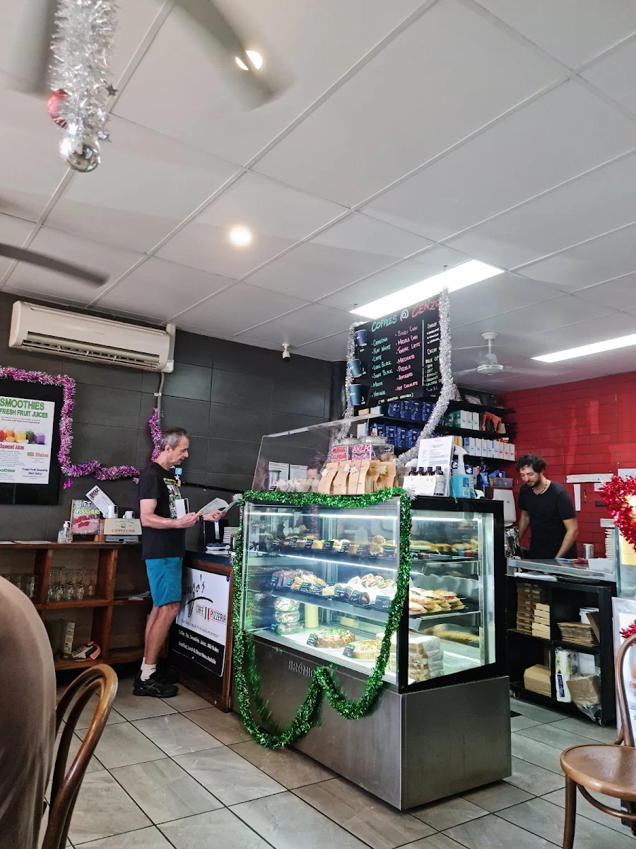 Vibe, Cenzo's Cafe And Pizzeria.