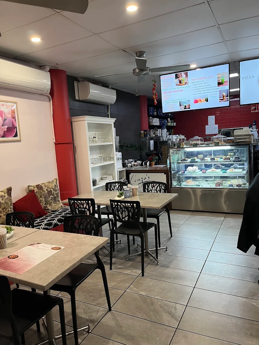 Vibe, Cenzo's Cafe And Pizzeria.