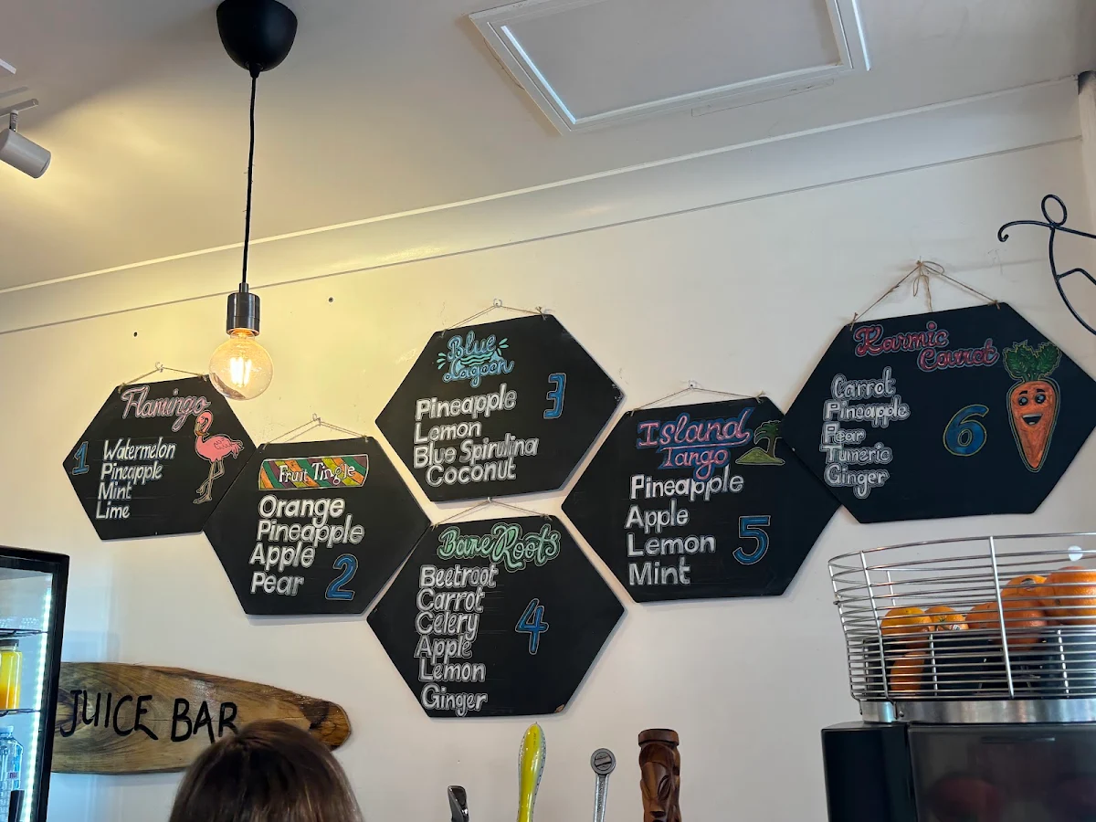Menu, Fruits N Rootz