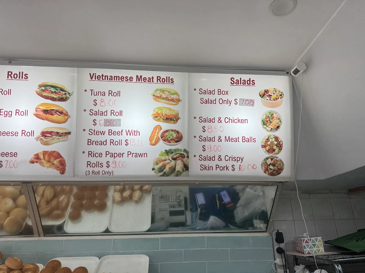 Menu, Queenie Bakery
