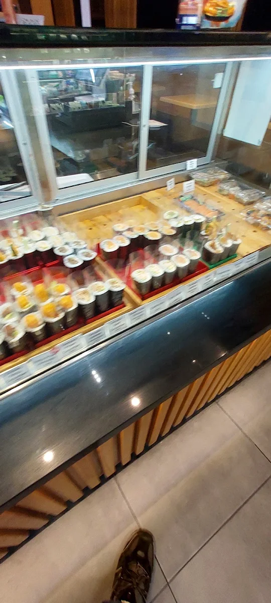 Vibe, Sushi Hai