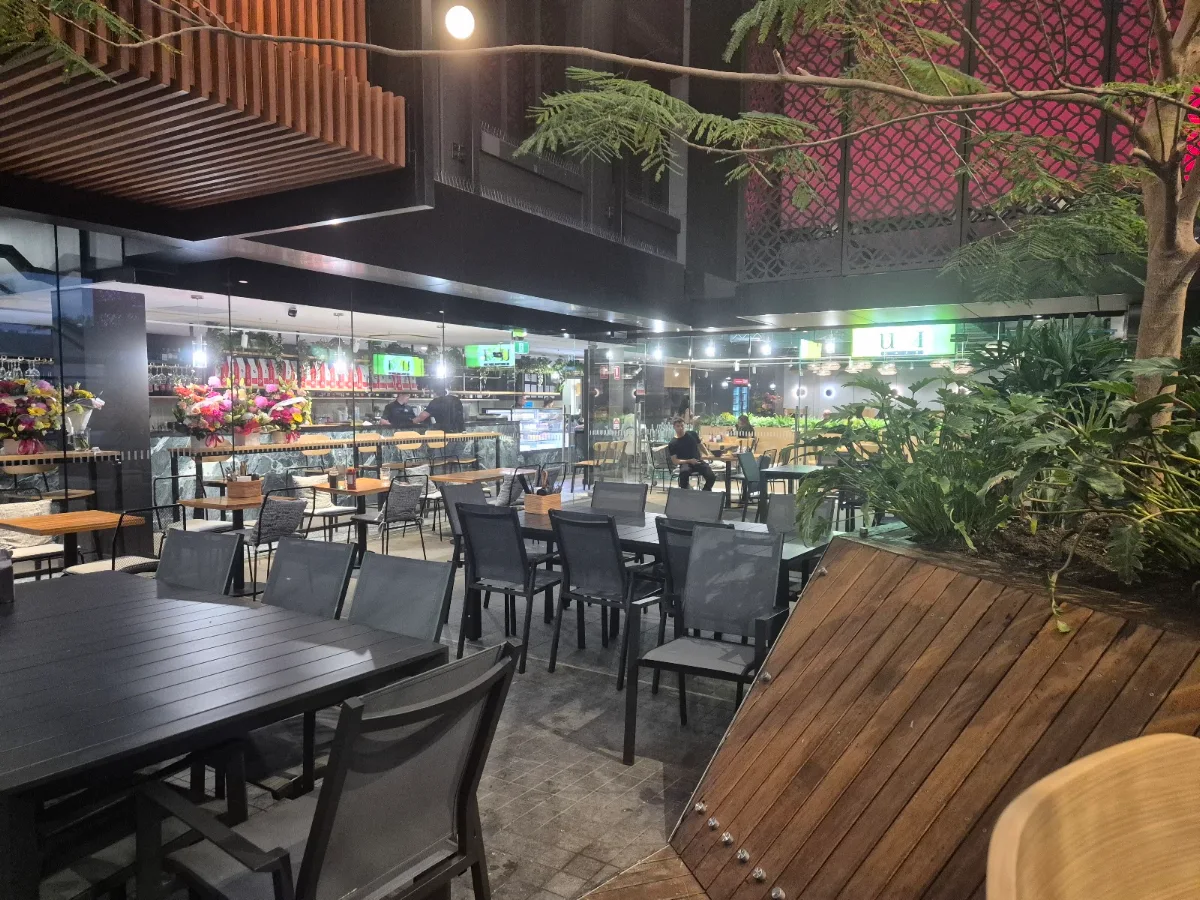 Vibe, U&I Cafe
