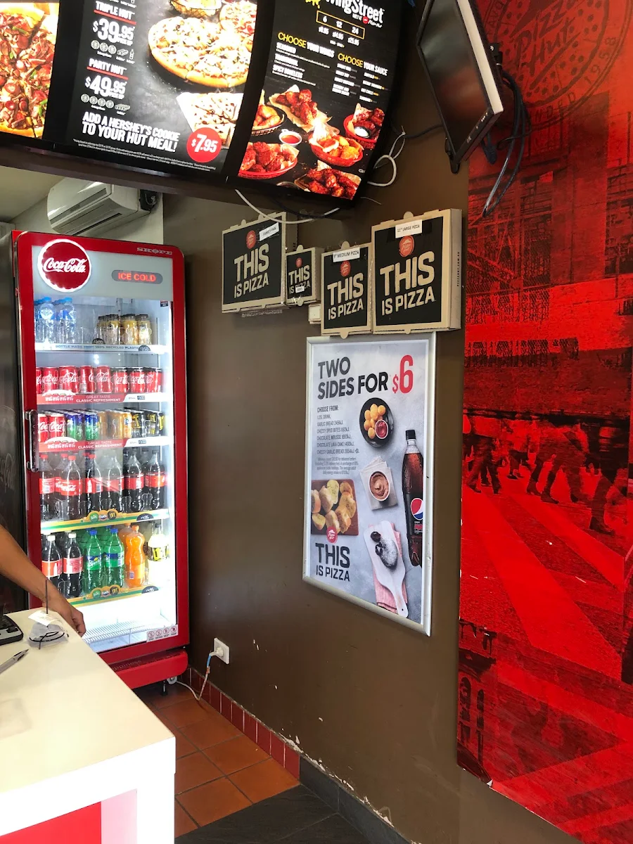 Vibe, Pizza Hut Mascot