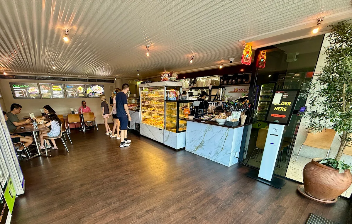 Vibe, BANH MI Station Bakery & Cafe, Virginia