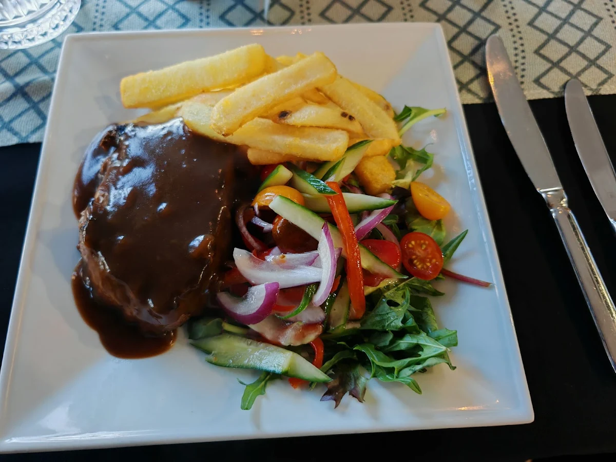 Food & drink, Hilltop Motel