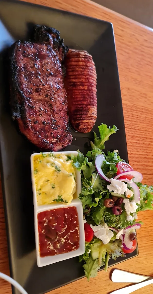 Food & drink, Hilltop Motel