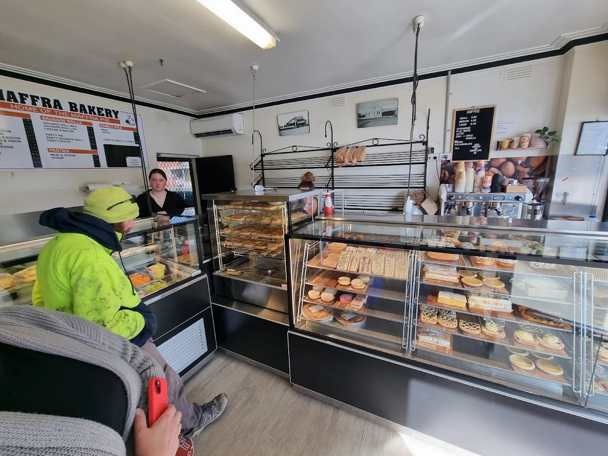 Vibe, Maffra Bakery