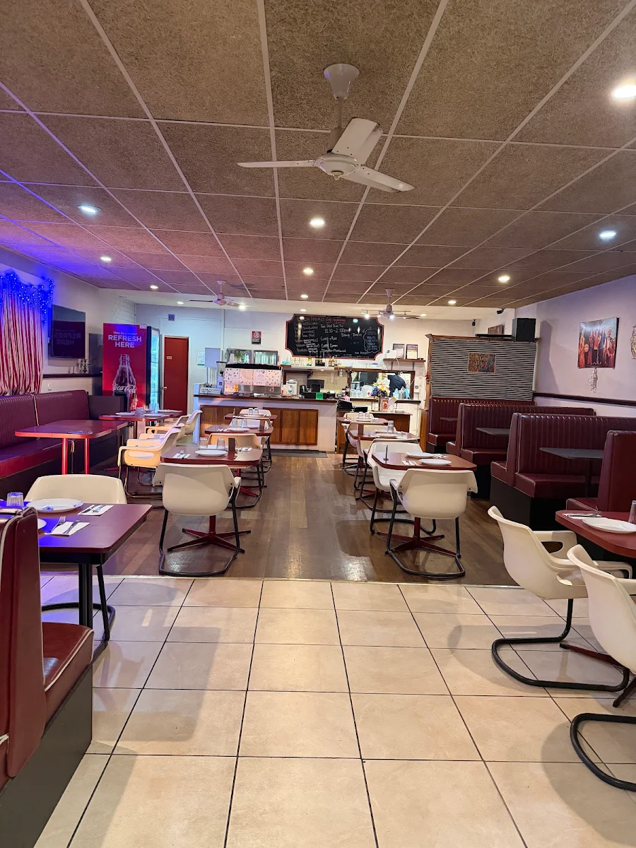 Vibe, Cafe Tandoori Indian Cuisine