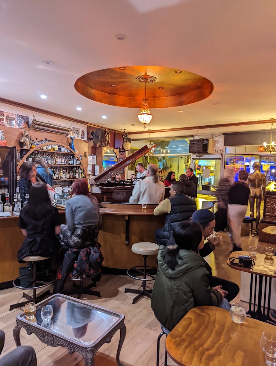 Vibe, Ragtime Tavern