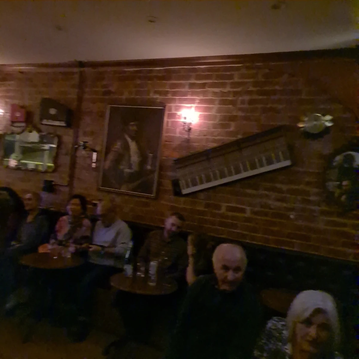 Vibe, Ragtime Tavern