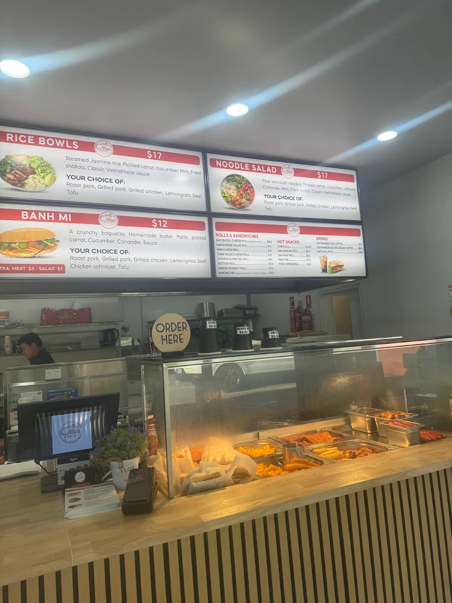 Menu, Nissi Banh Mi