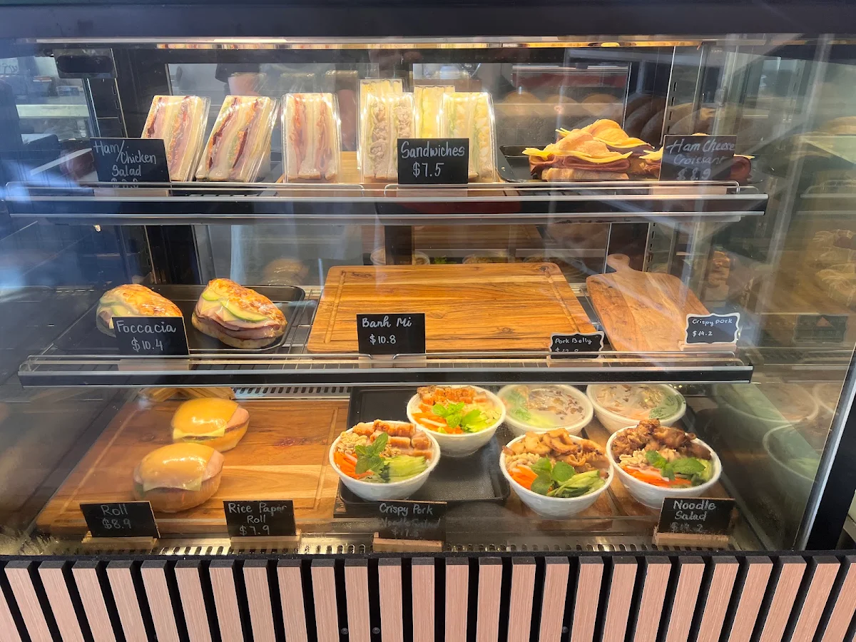 Vibe, Le Artisan Bakery