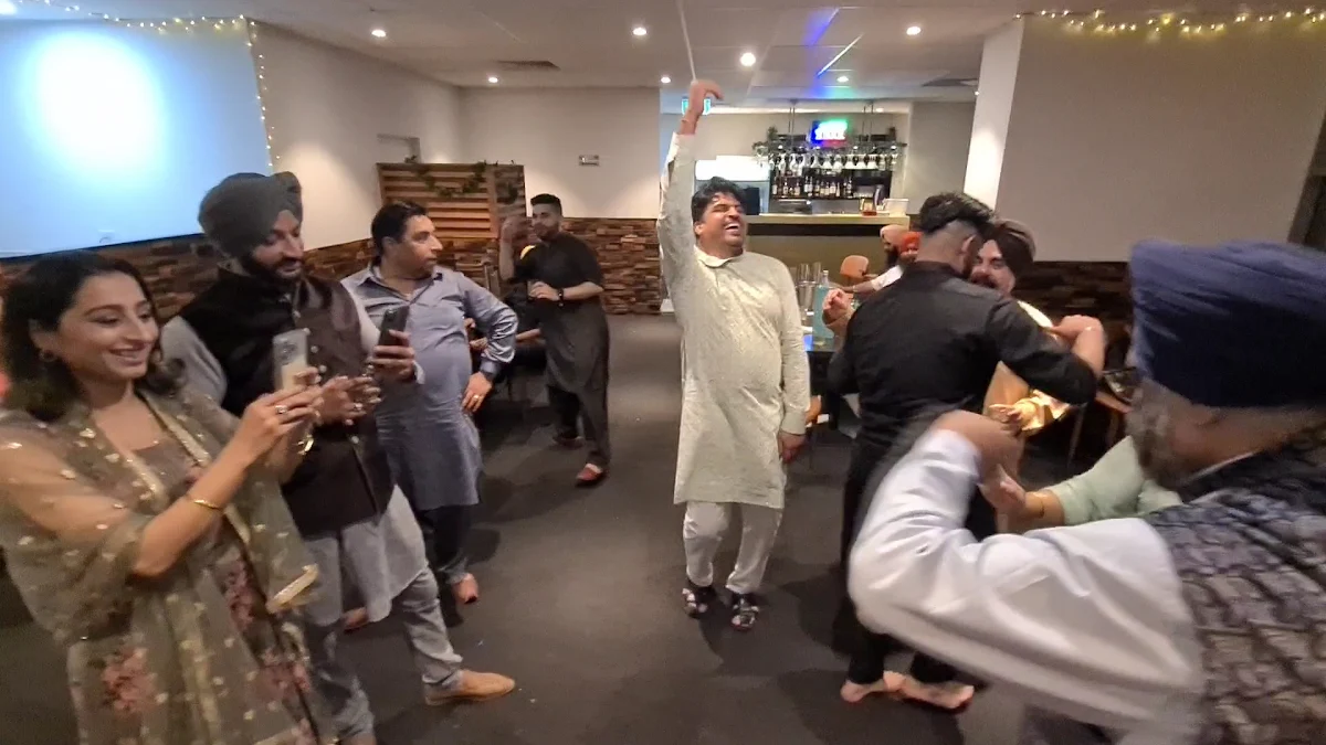 Vibe, Butter Chicken Factory -SA