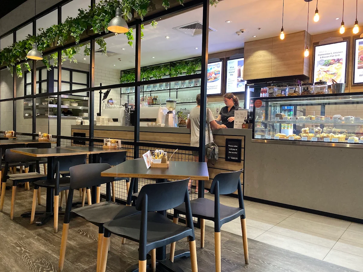 Vibe, The Coffee Club