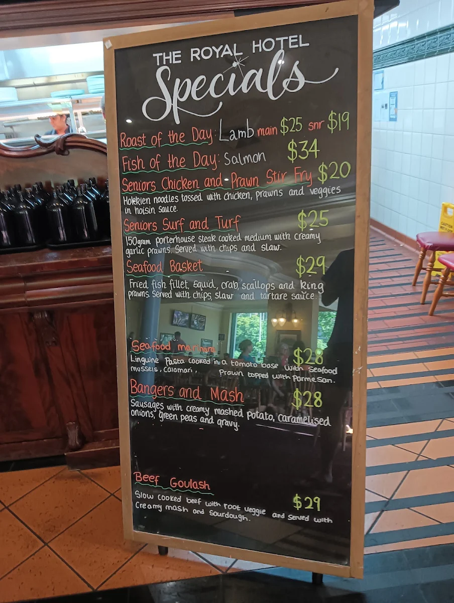 Menu, Royal FTG Hotel