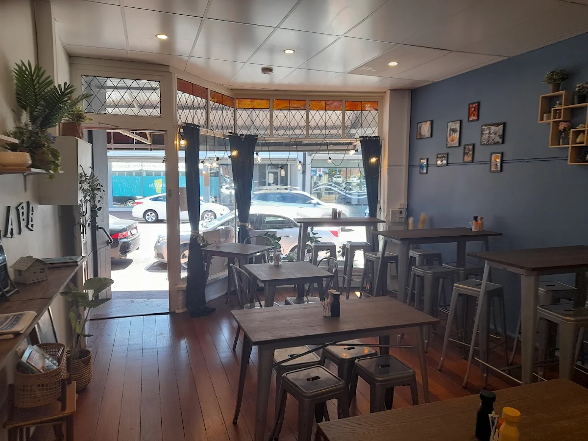 Vibe, Café 643 Vic Park