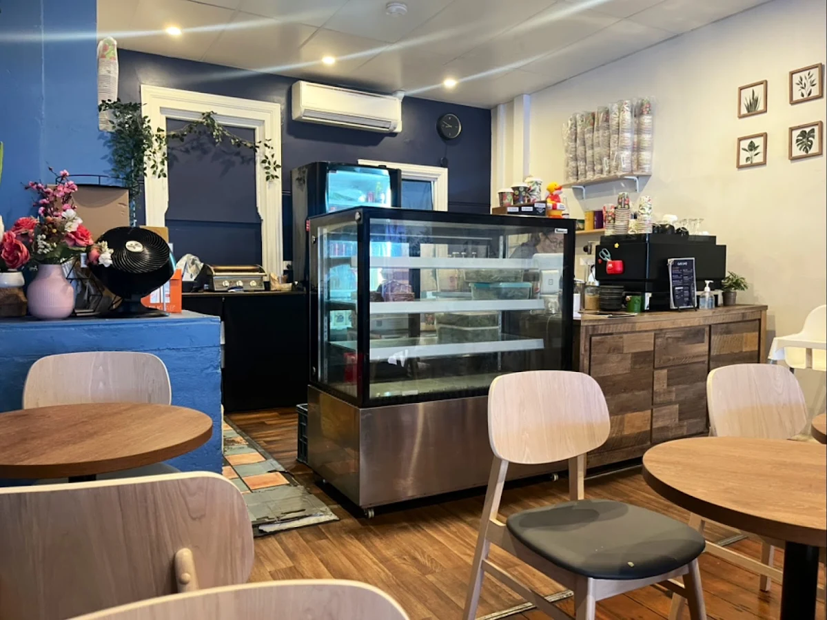 Vibe, Café 643 Vic Park