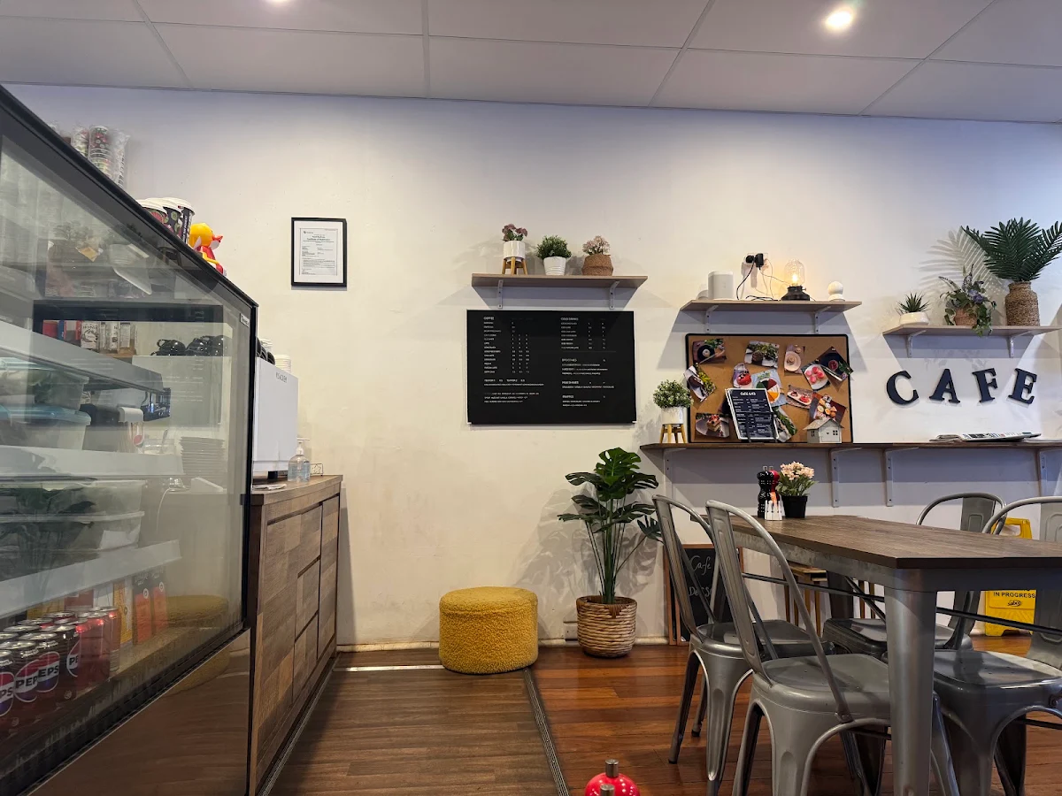 Vibe, Café 643 Vic Park