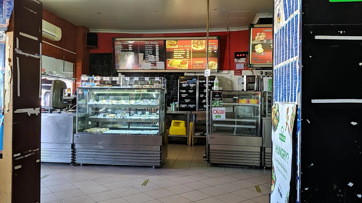 Vibe, All Night Pizza Café