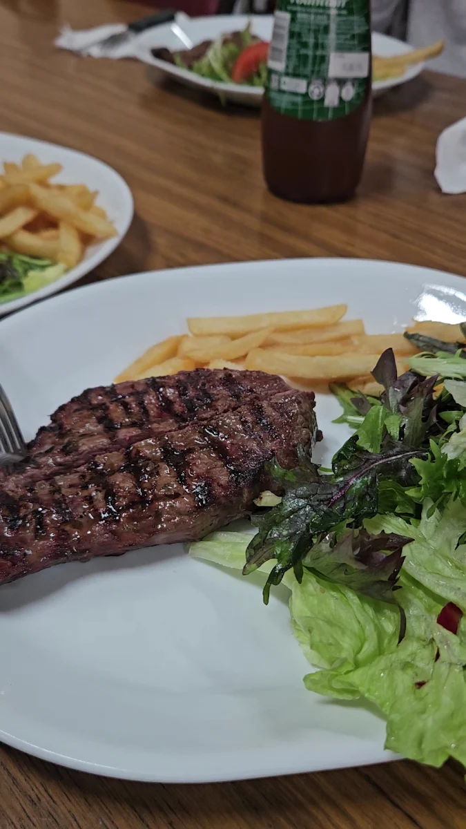 Food & drink, EVERTON HOUSE RESTAURANT