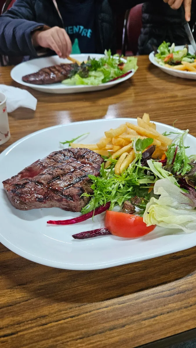 Food & drink, EVERTON HOUSE RESTAURANT