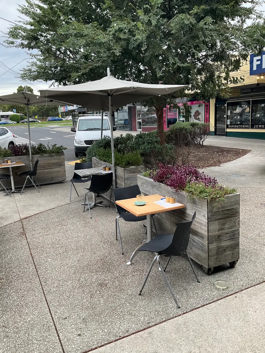 Vibe, Chosen Bean Cafe & Coffee Roasters