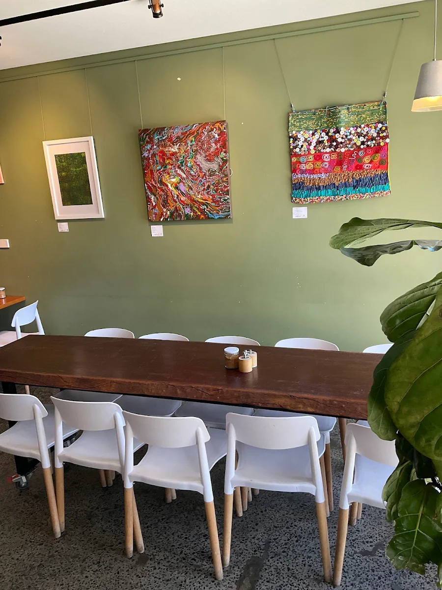 Vibe, Chosen Bean Cafe & Coffee Roasters