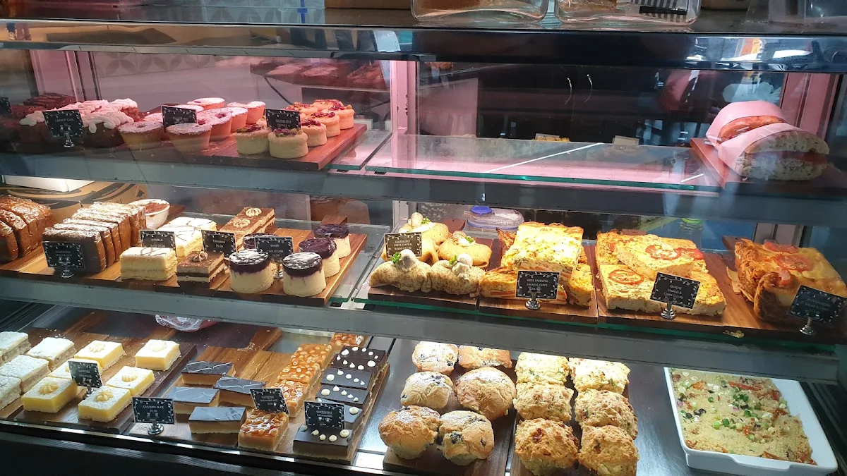 Vibe, Cafe Bella Nambour