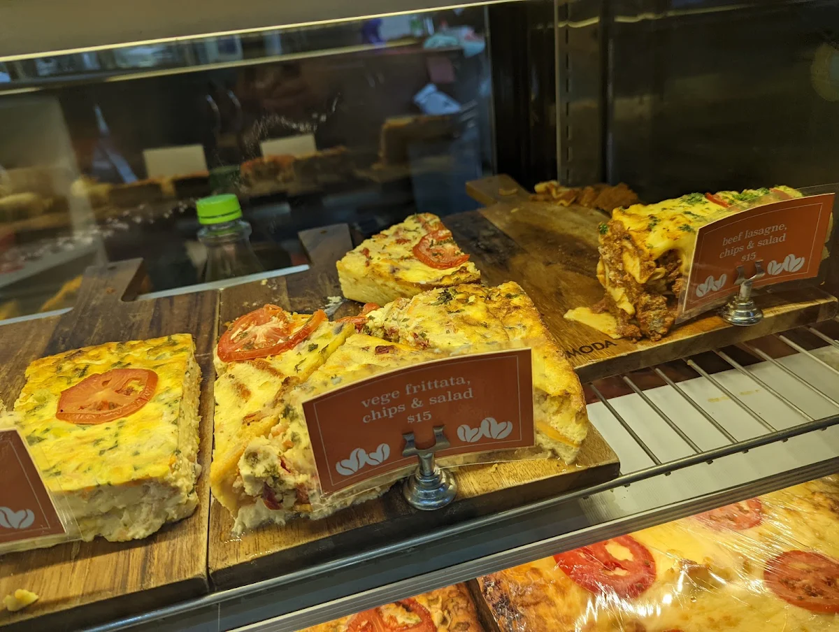 Vibe, Cafe Bella Nambour
