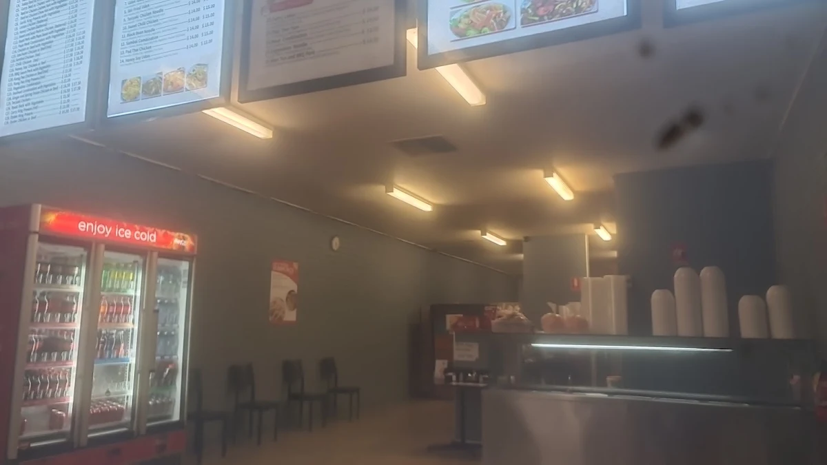 Menu, Papa's Rich Noodle
