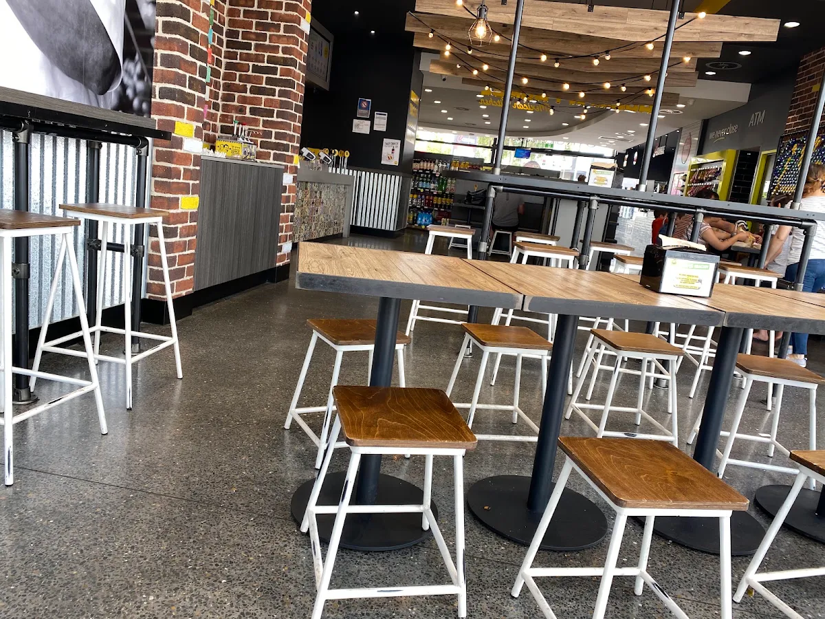 Vibe, Guzman y Gomez - Greenacres