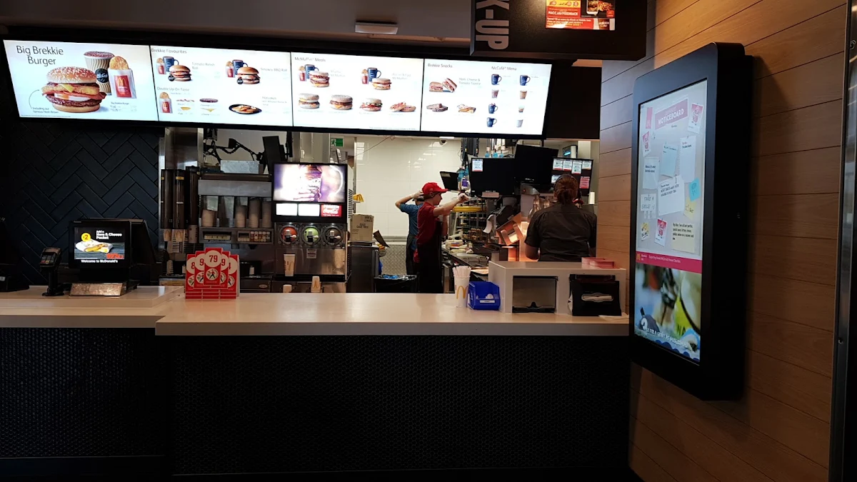 Vibe, McDonald's Warnbro