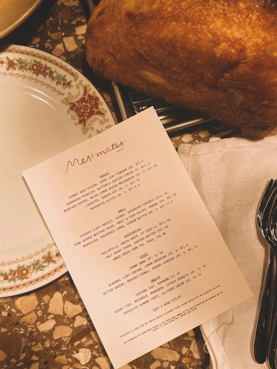 Menu, Messmates Dining