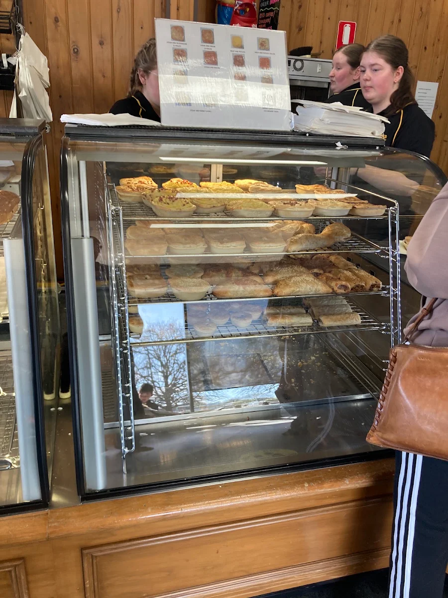 Vibe, Kings Bakery & Cafe