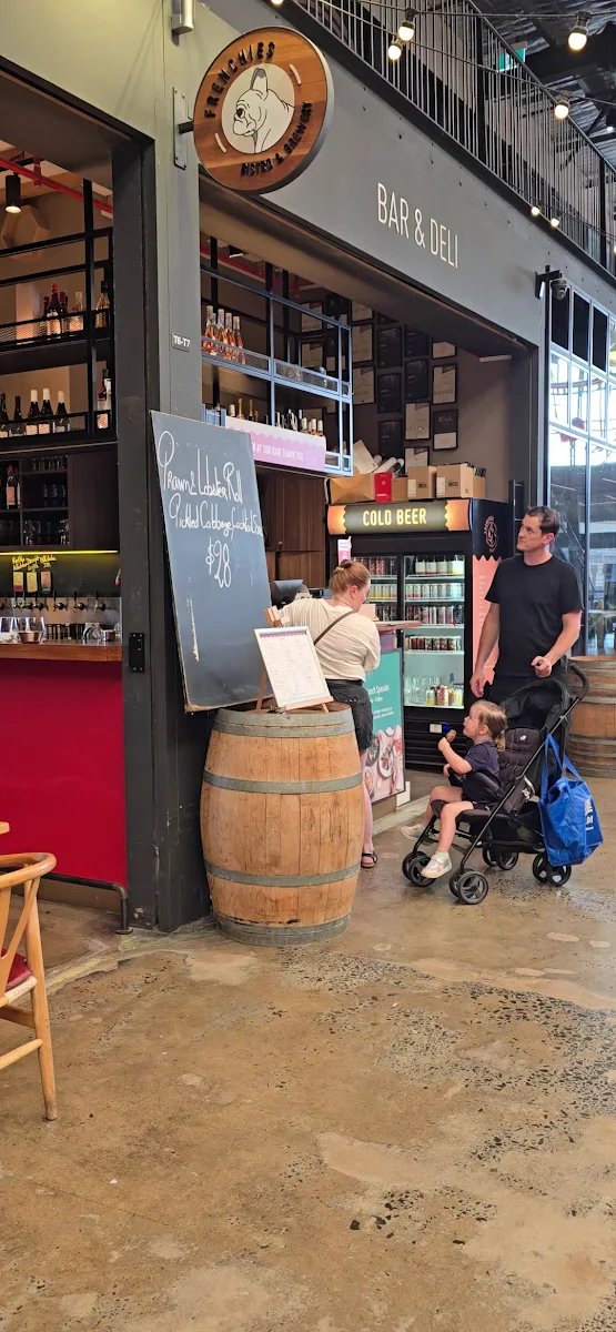 Vibe, Frenchies Bistro and Brewery