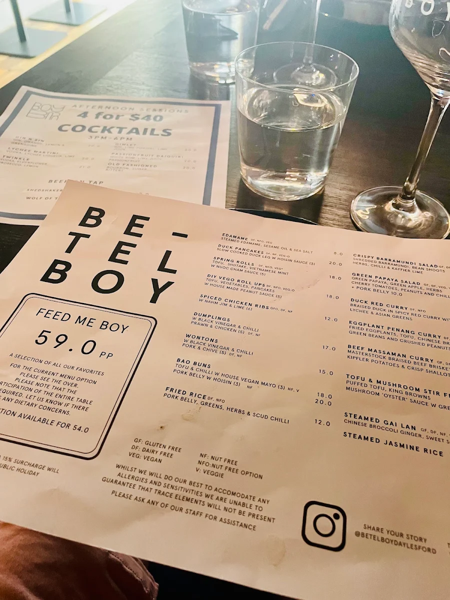 Menu, Betel Boy