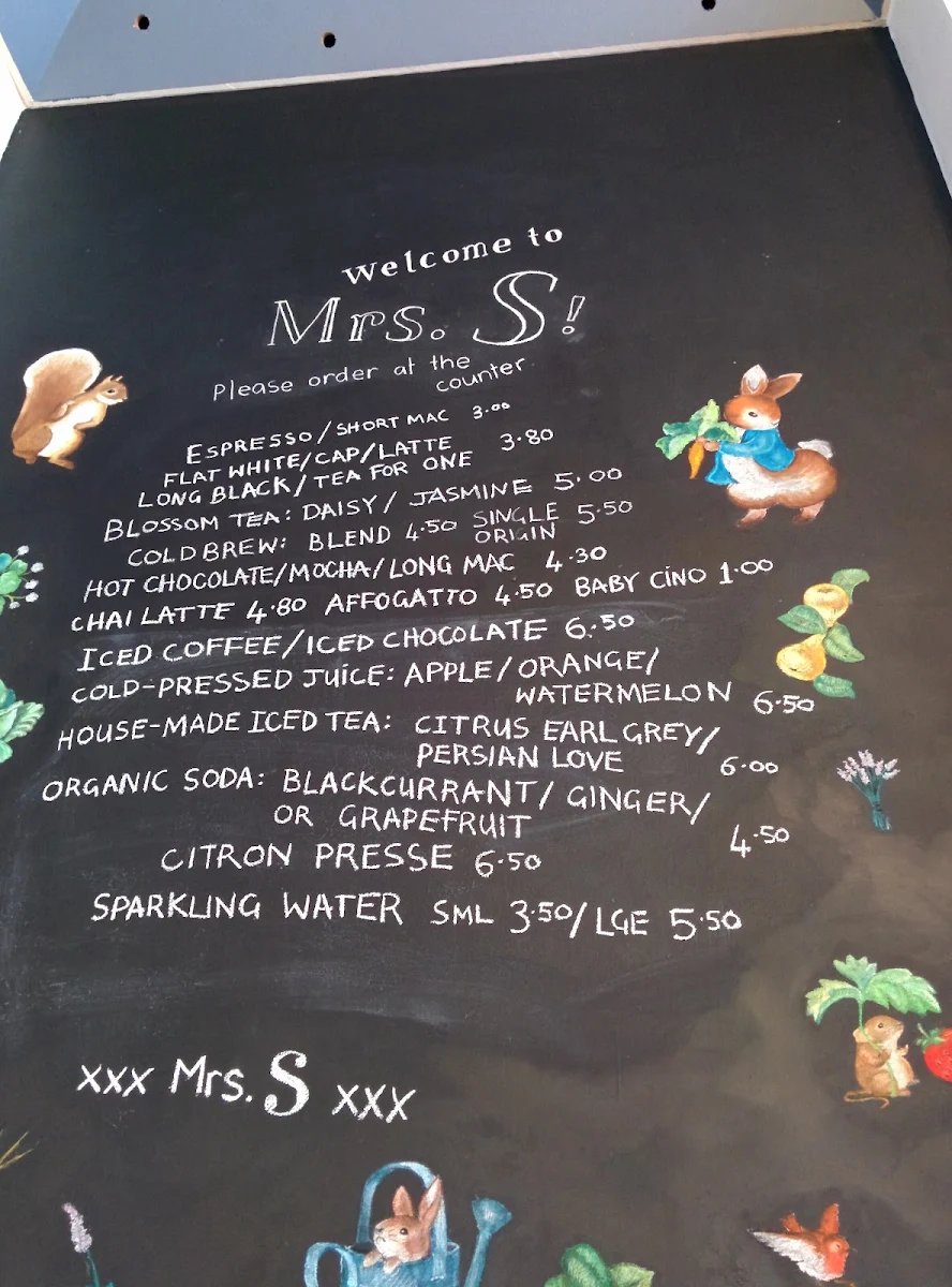 Menu, Mrs. S Café
