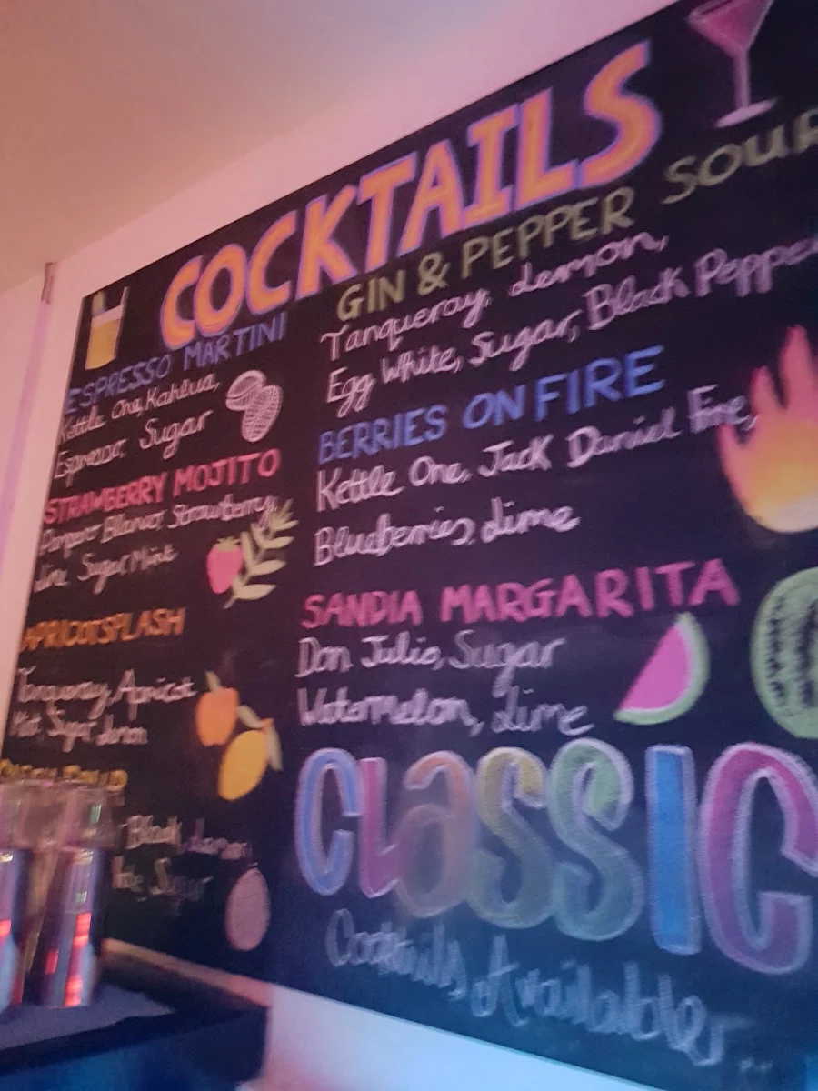 Menu, The Bristol