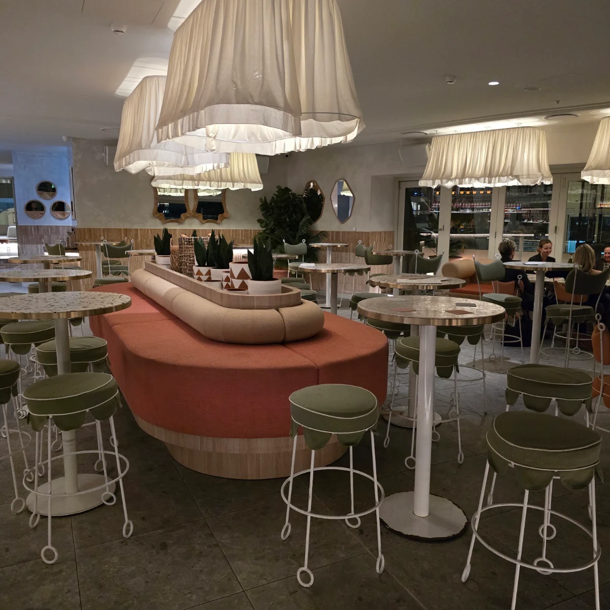 Vibe, The Bristol
