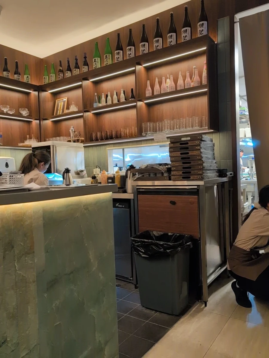 Vibe, Senkatsu Japanese Restaurant