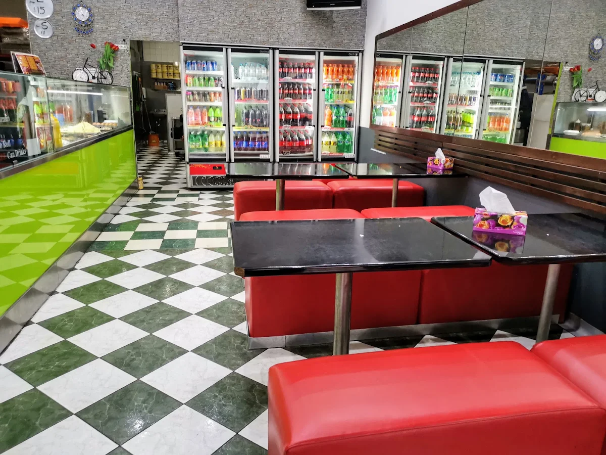 Vibe, Paradise Kebab & Pizza