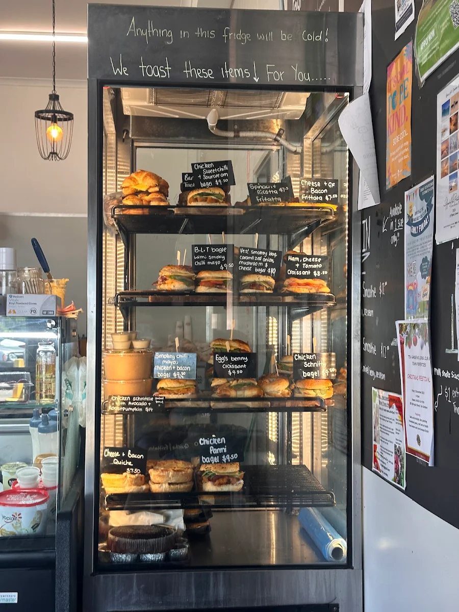 Vibe, 2 Fat Baker's Bakery