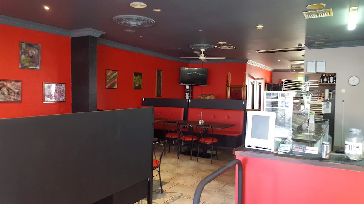 Vibe, Ray's Pizza and Pasta