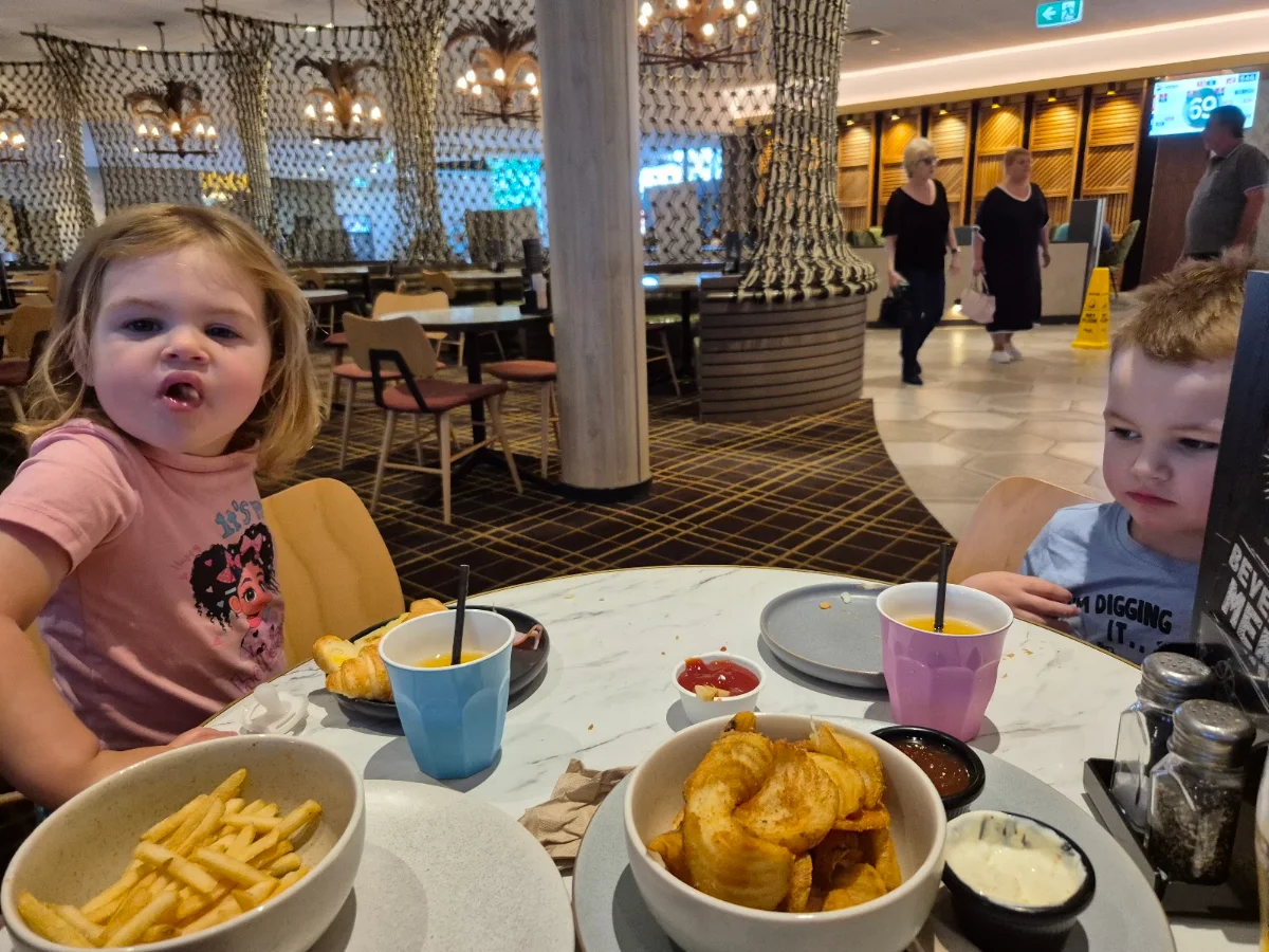 Food & drink, Club Southside