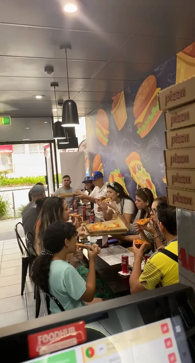 Vibe, Burger,pizza and wrap bar