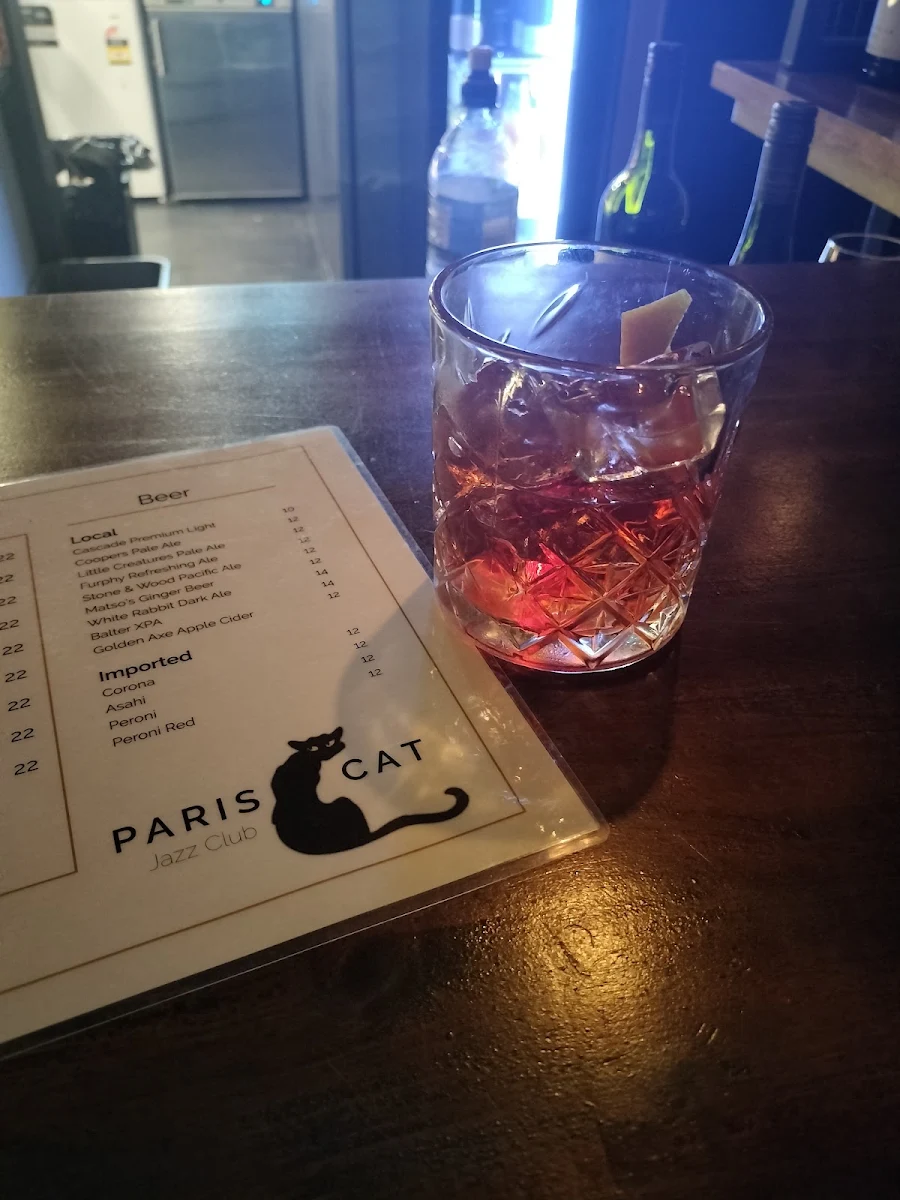 Menu, Paris Cat Jazz Club